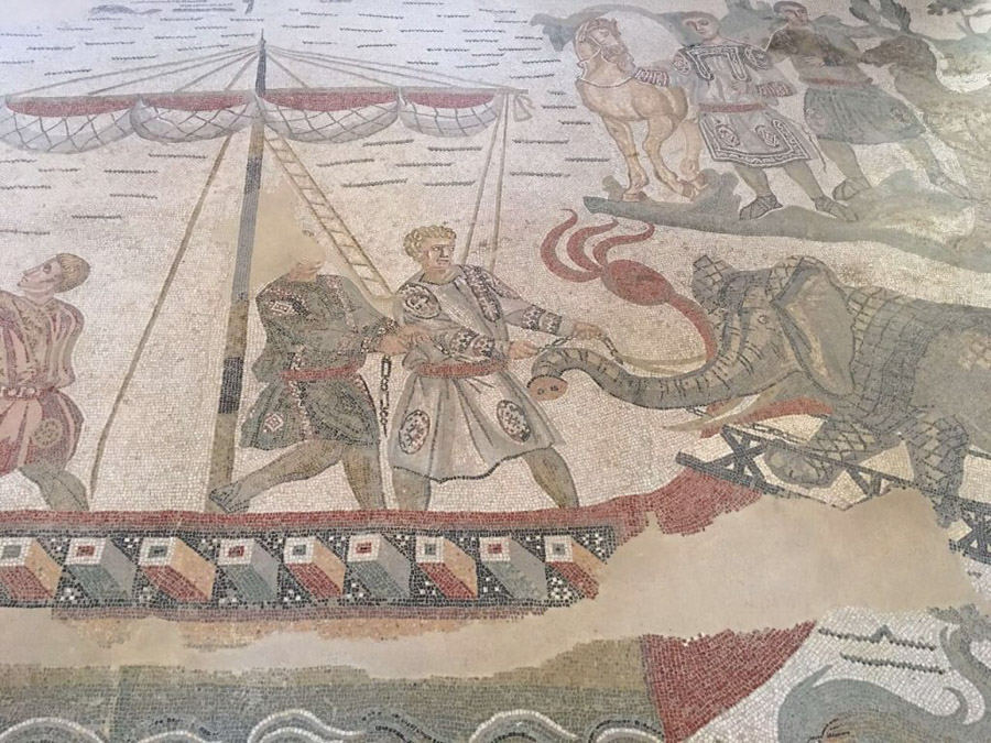 Mosaics-ship-Villa Romana