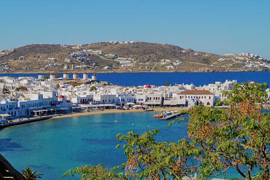 Explore the Mykonos Town