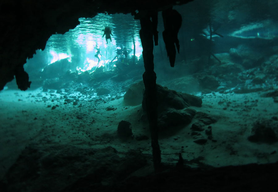 Diving the Dos Ojos Cenote