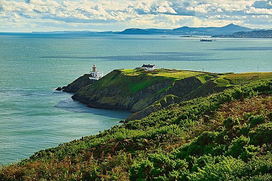 Take a hiking tour of Howth