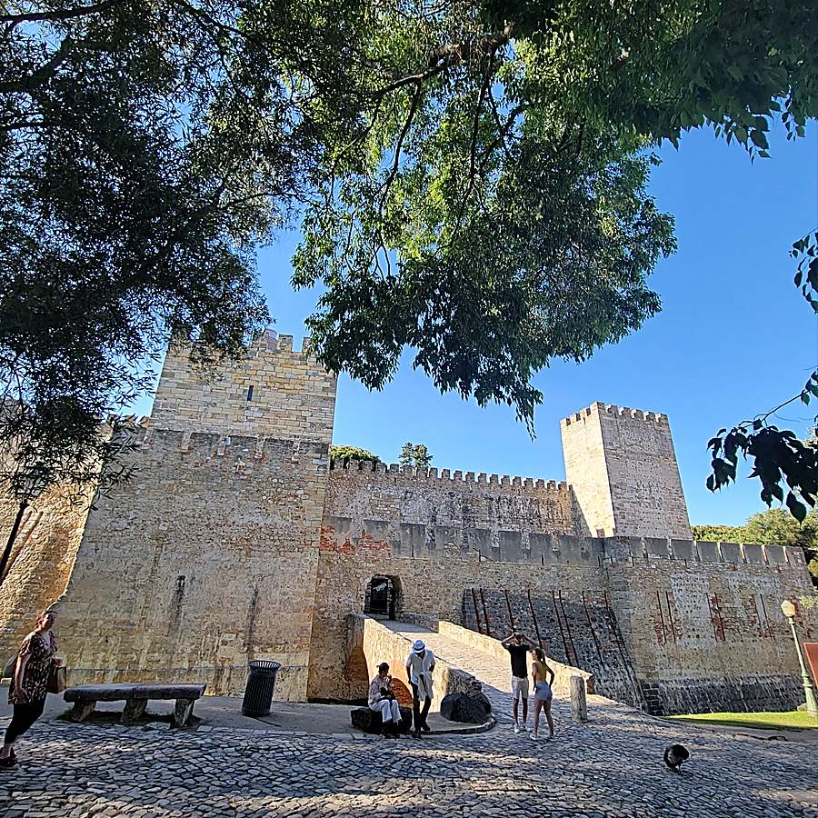 Castel de Sao Jorge – Castle of St. George