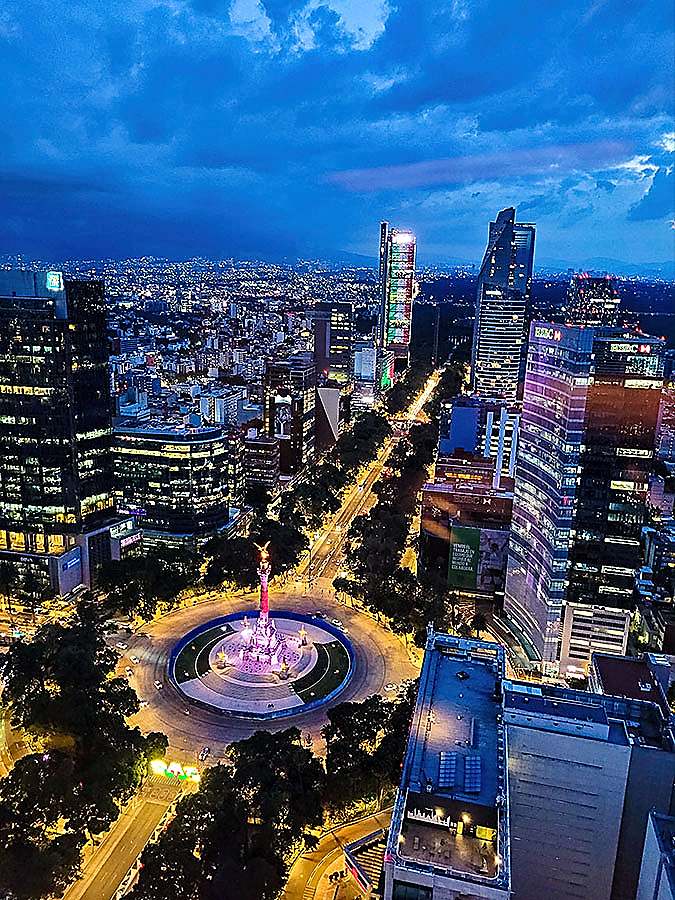 Cocktails with a View at Cityzen at Reforma