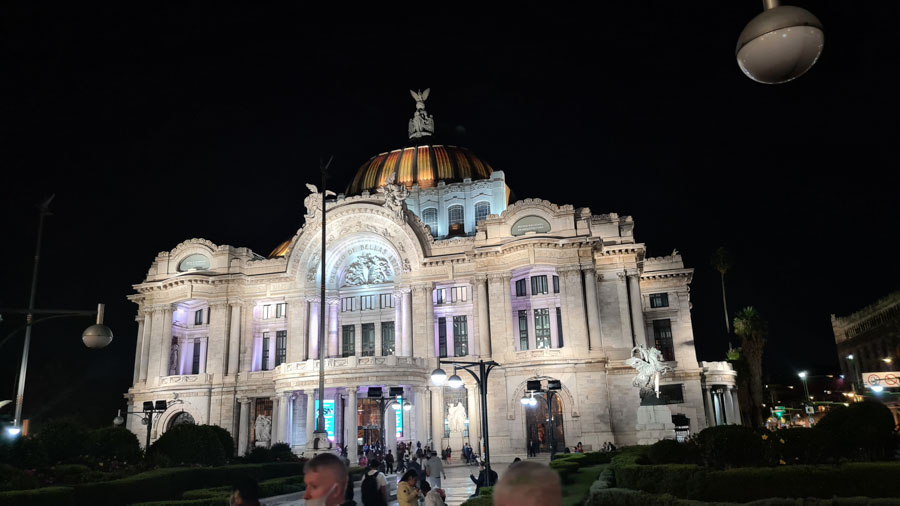 The Palacio de Bellas Artes