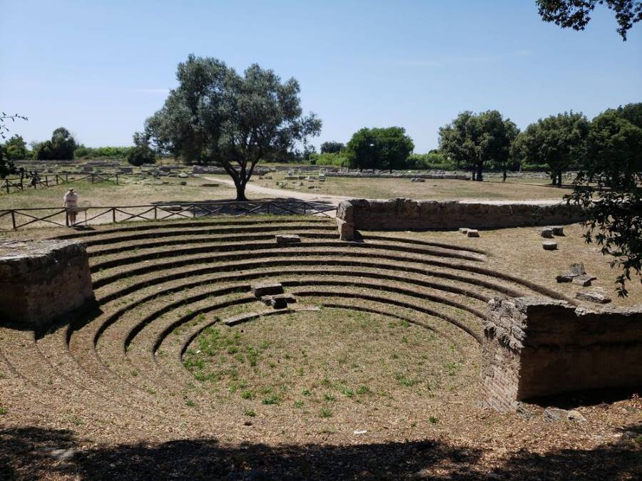 Other ruins at the historic site of Paestom