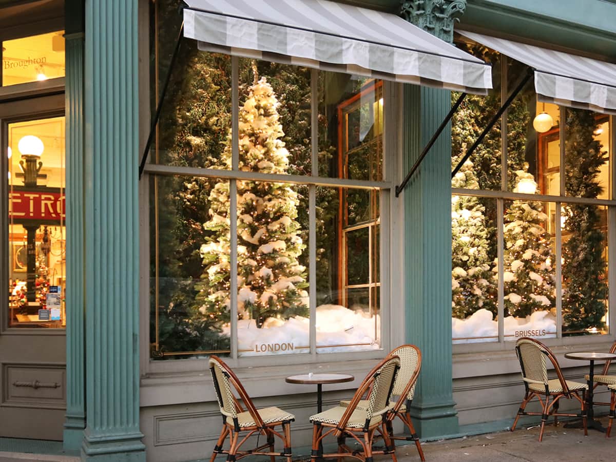 Spend Christmas in Savannah