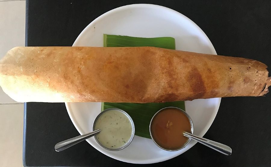 Dosa and indian sauces
