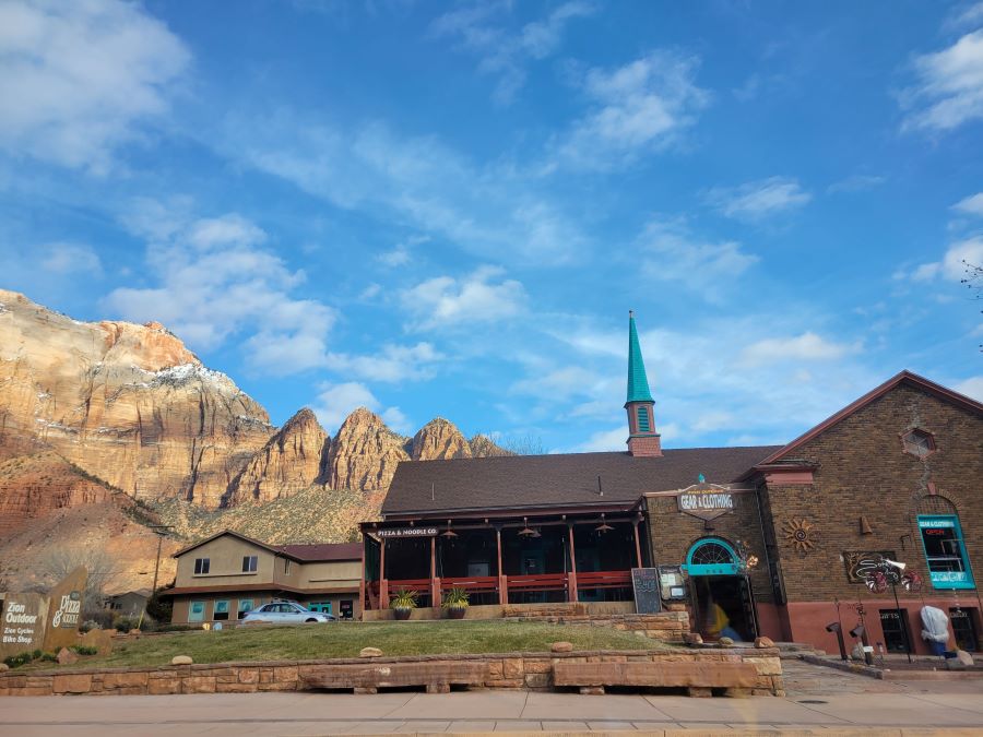 Dining around Springdale