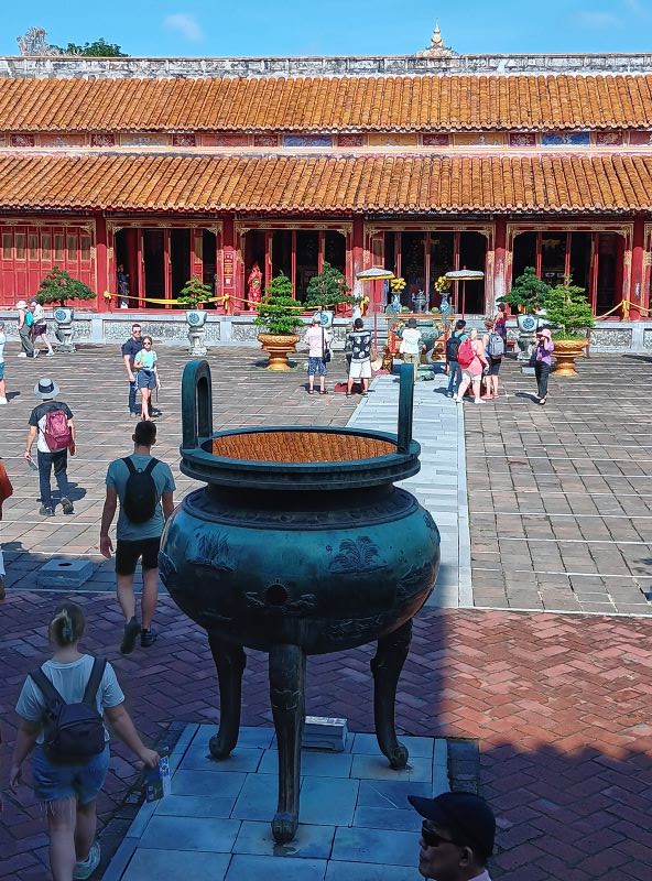 Where is Hue located?