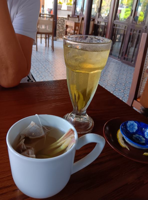 Trà đá (Iced Tea)