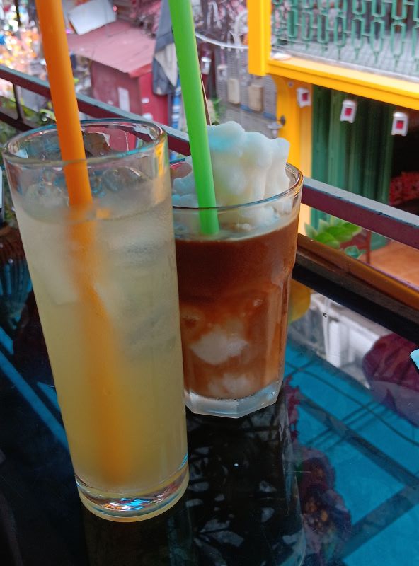 Local drinks, juices and smoothies