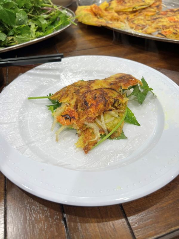 Banh Simple and tasty Bánh xèo