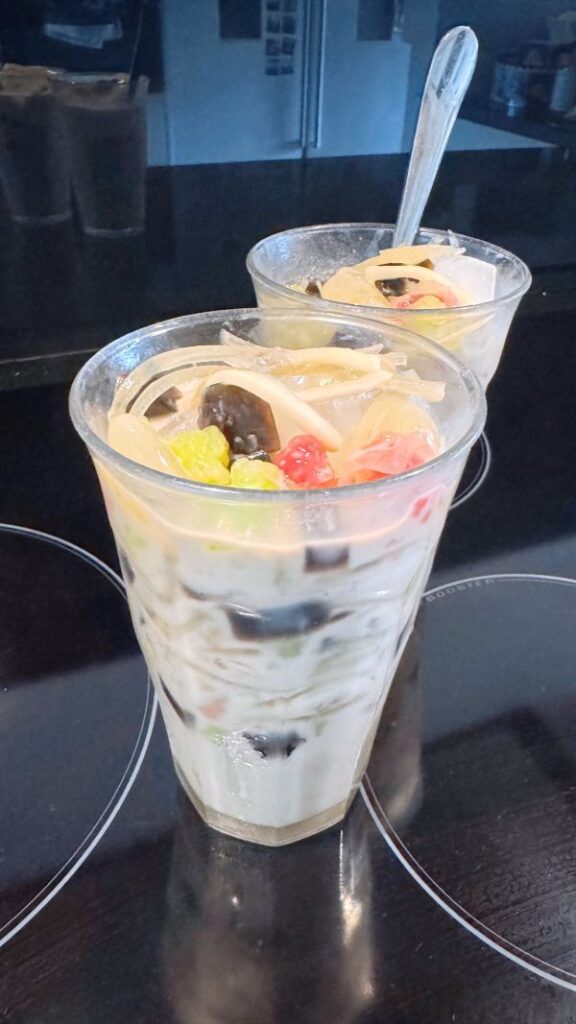 Vietnames desserts Pastry and other desserts